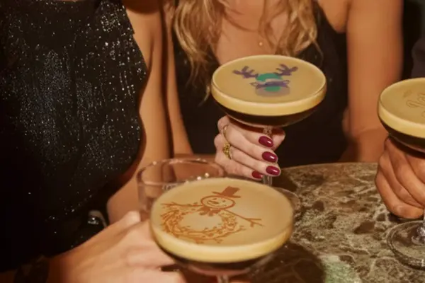 How Catering Pros Use This High-Impact Onsite Activation to Boost Holiday Event Bookings and Revenue